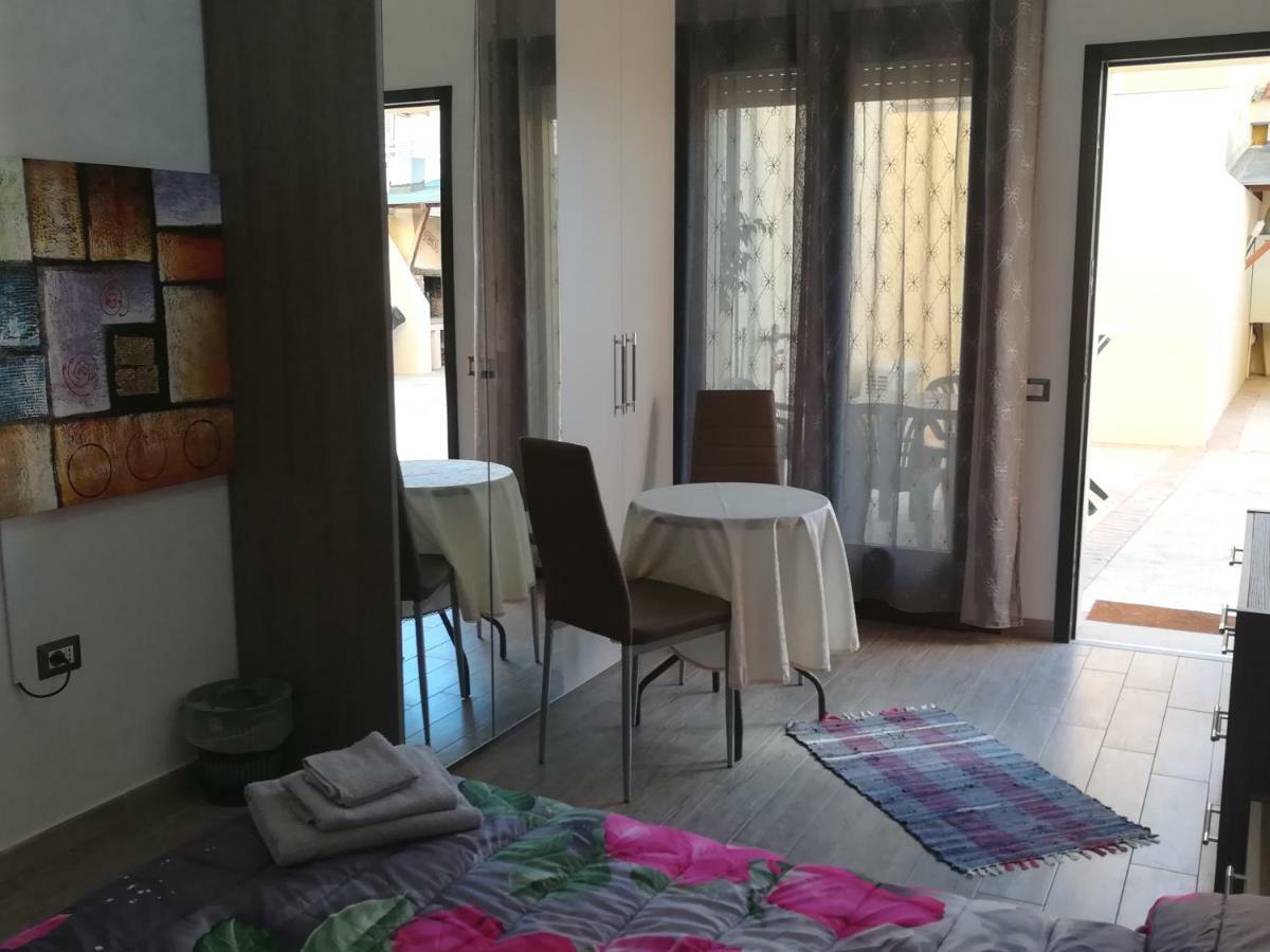 Rooms Loru Sestu 외부 사진