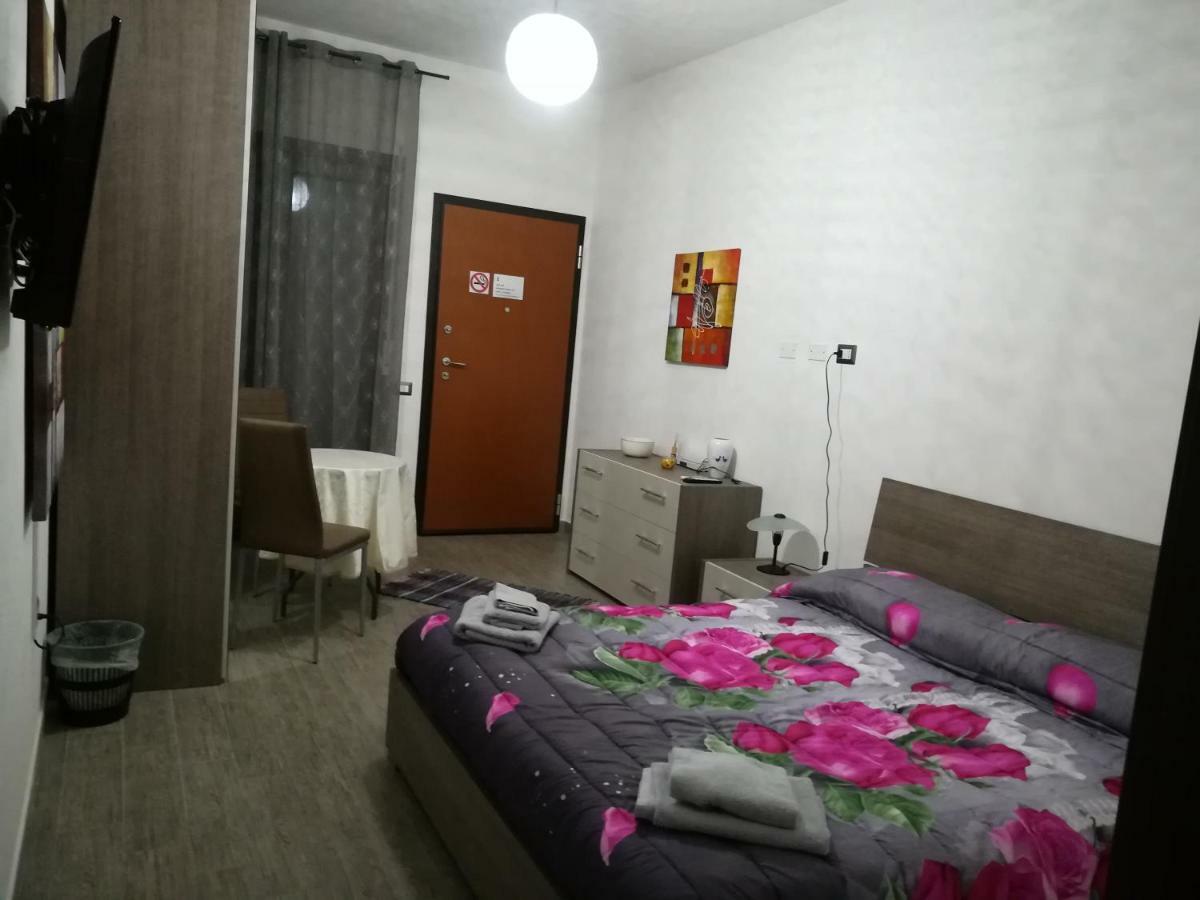 Rooms Loru Sestu 외부 사진